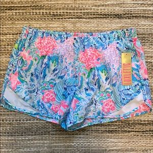 Lilly Pulitzer Workout Shorts NWT Size L